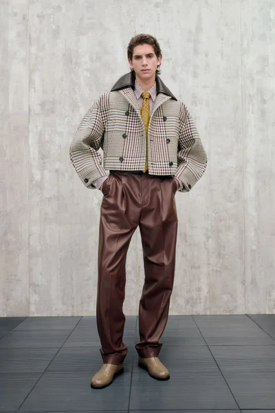 Look 38